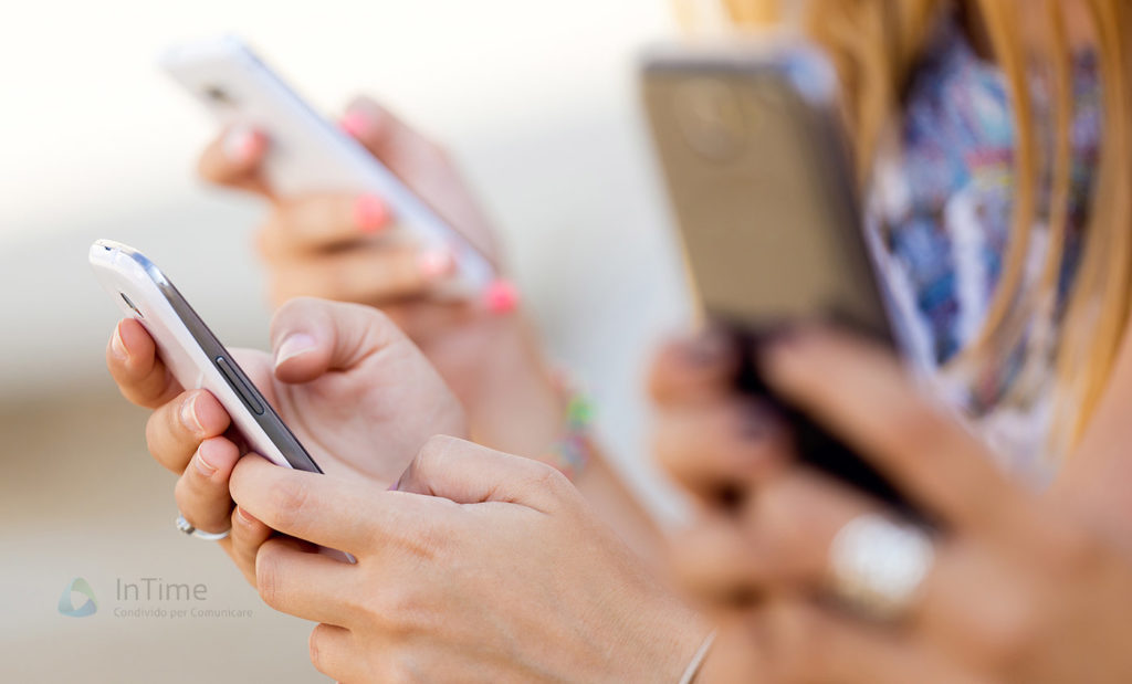 italiani rapporto coop2016 smartphone franzrusso.it