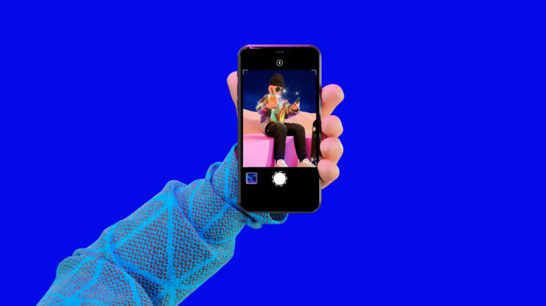 Poparazzi, l’app che vuole superare i selfie e i like