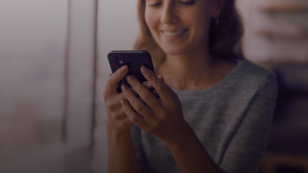 Mobile 2022, ecco le app social media più usate in Italia