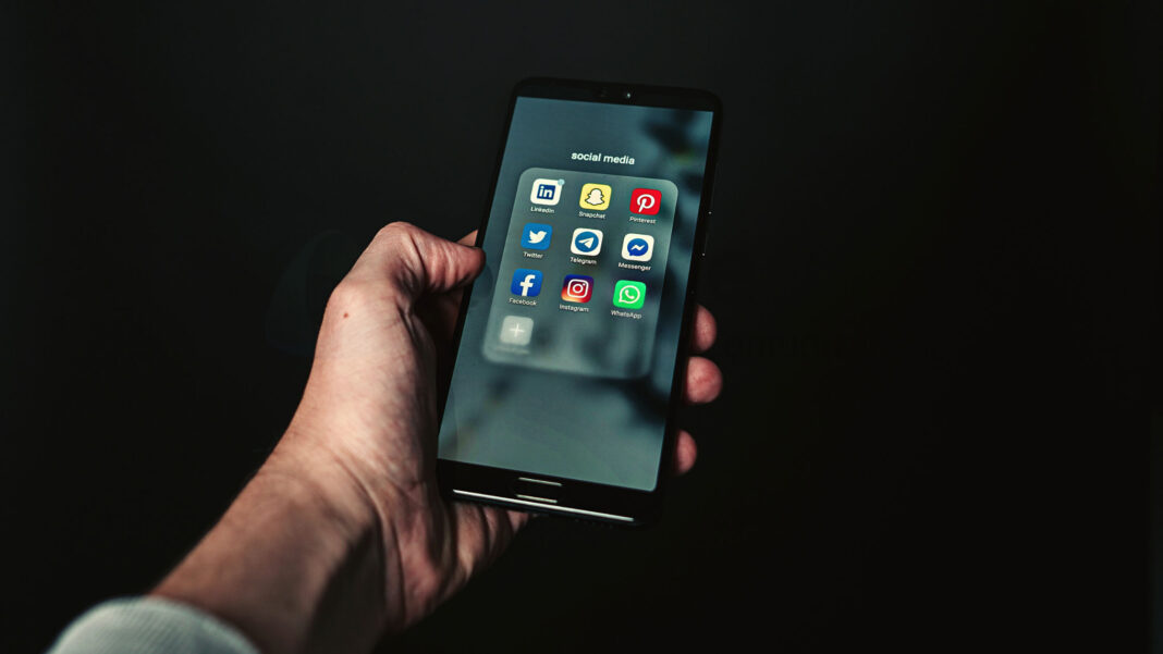 Social Media in Italia nel 2022, le piattaforme e non solo