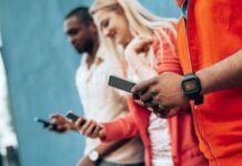 Gli utenti più giovani seguono gli influencer per gli acquisti generazione z influencer