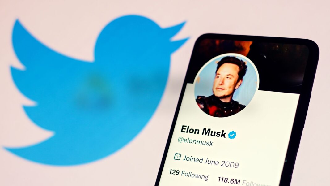 Elon Musk ci tiene a farci sapere che Twitter è tutto per sè