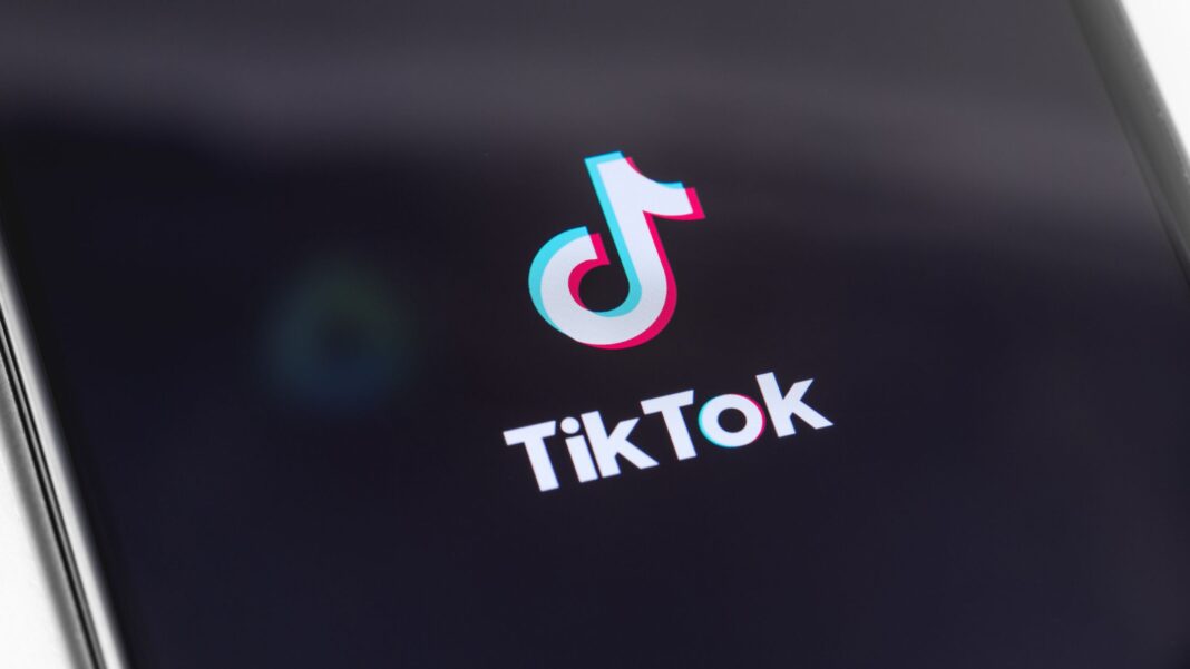 Perché adesso TikTok preoccupa tutti gli stati e governi